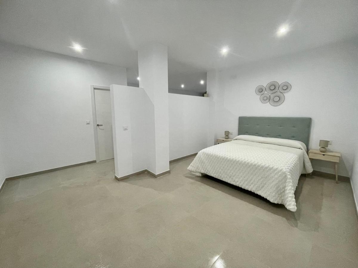 Apartamento Antonio โกนิล เด ลาฟรอนเตรา ภายนอก รูปภาพ